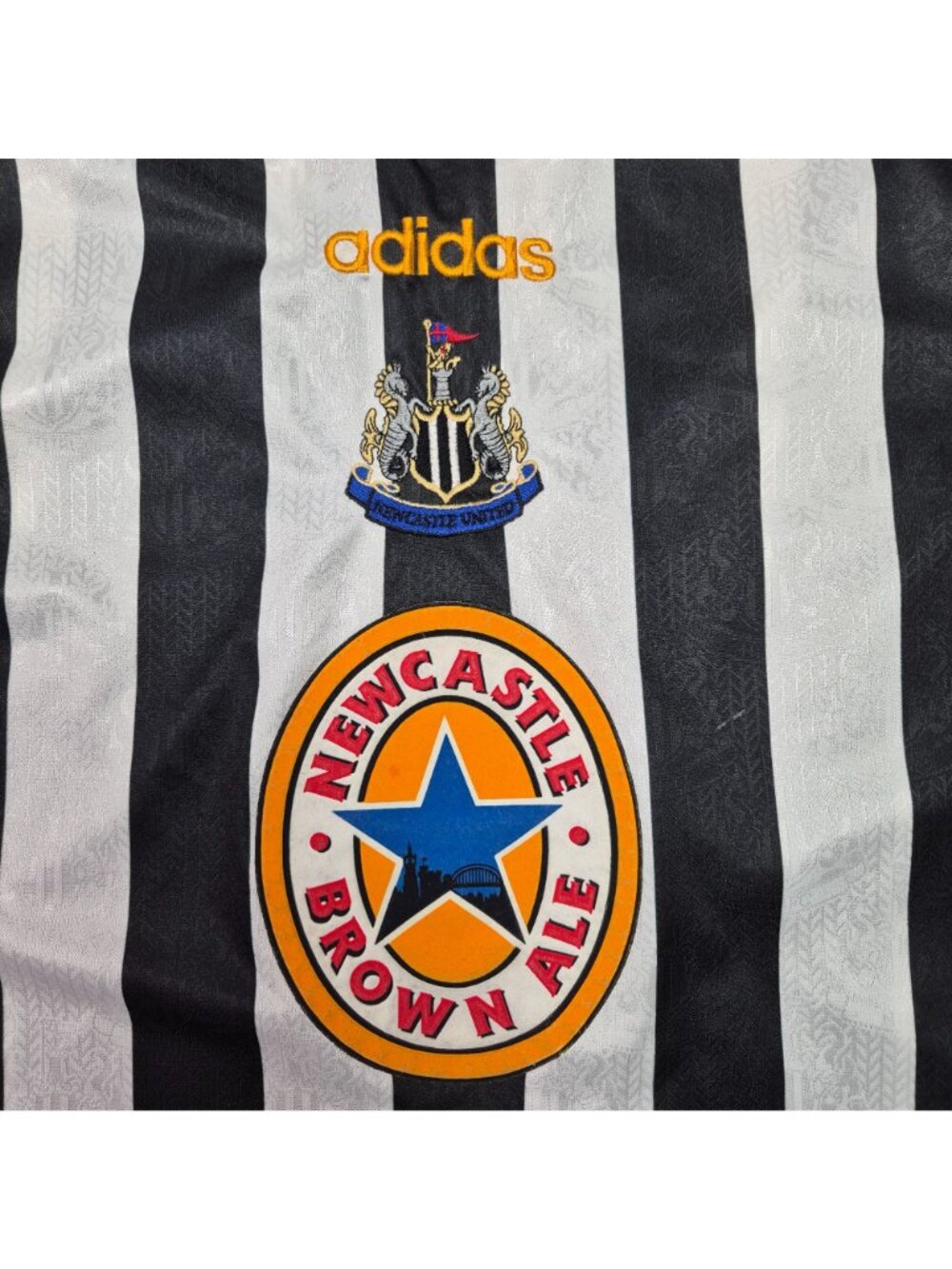 Adidas Newcastle United Home Jersey 97/98 Short Sleeve Sz XL AUTHENTIC VINTAGE!! - Picture 2 of 6